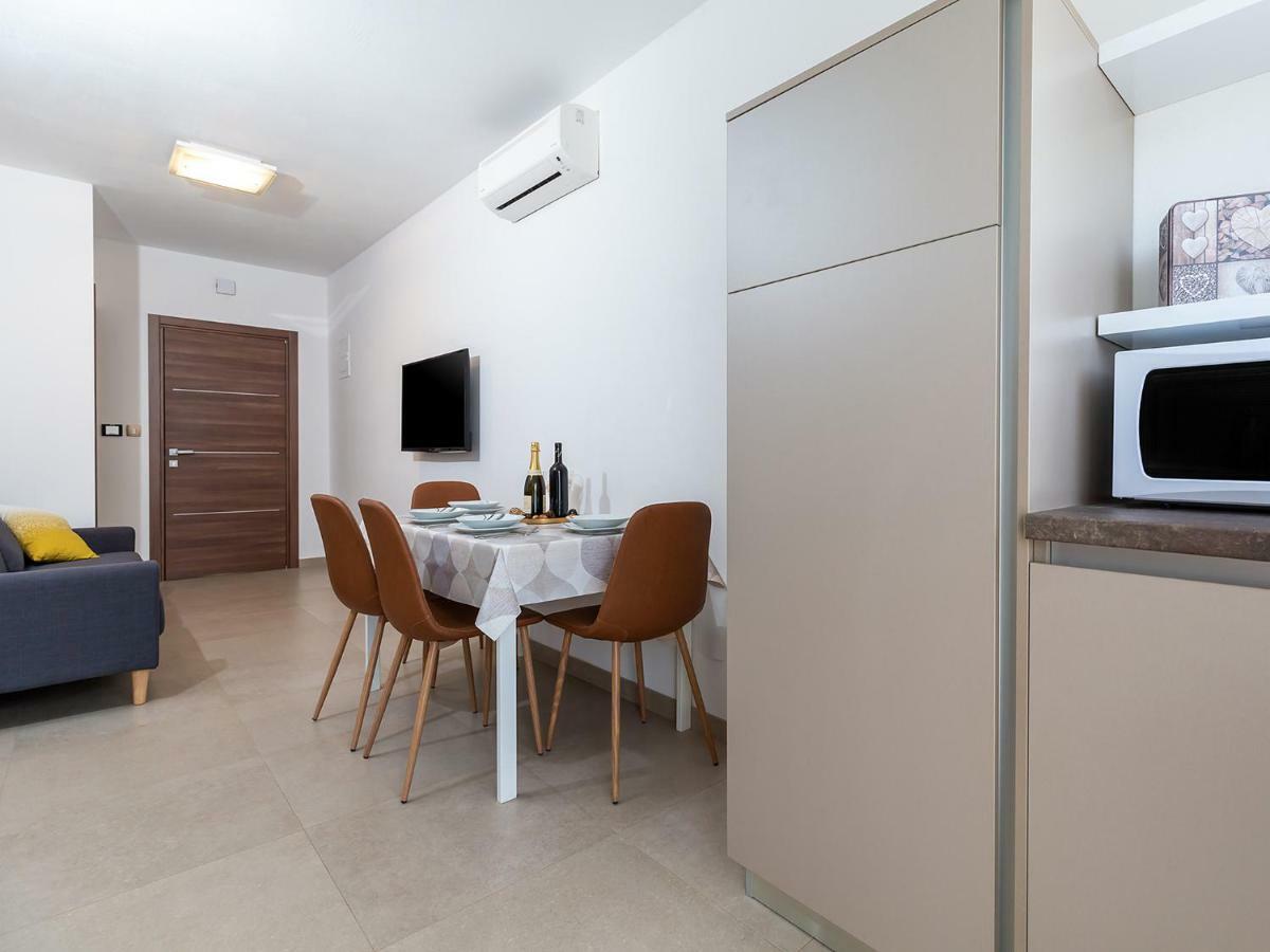 Apartments Gioia Poreč Dış mekan fotoğraf