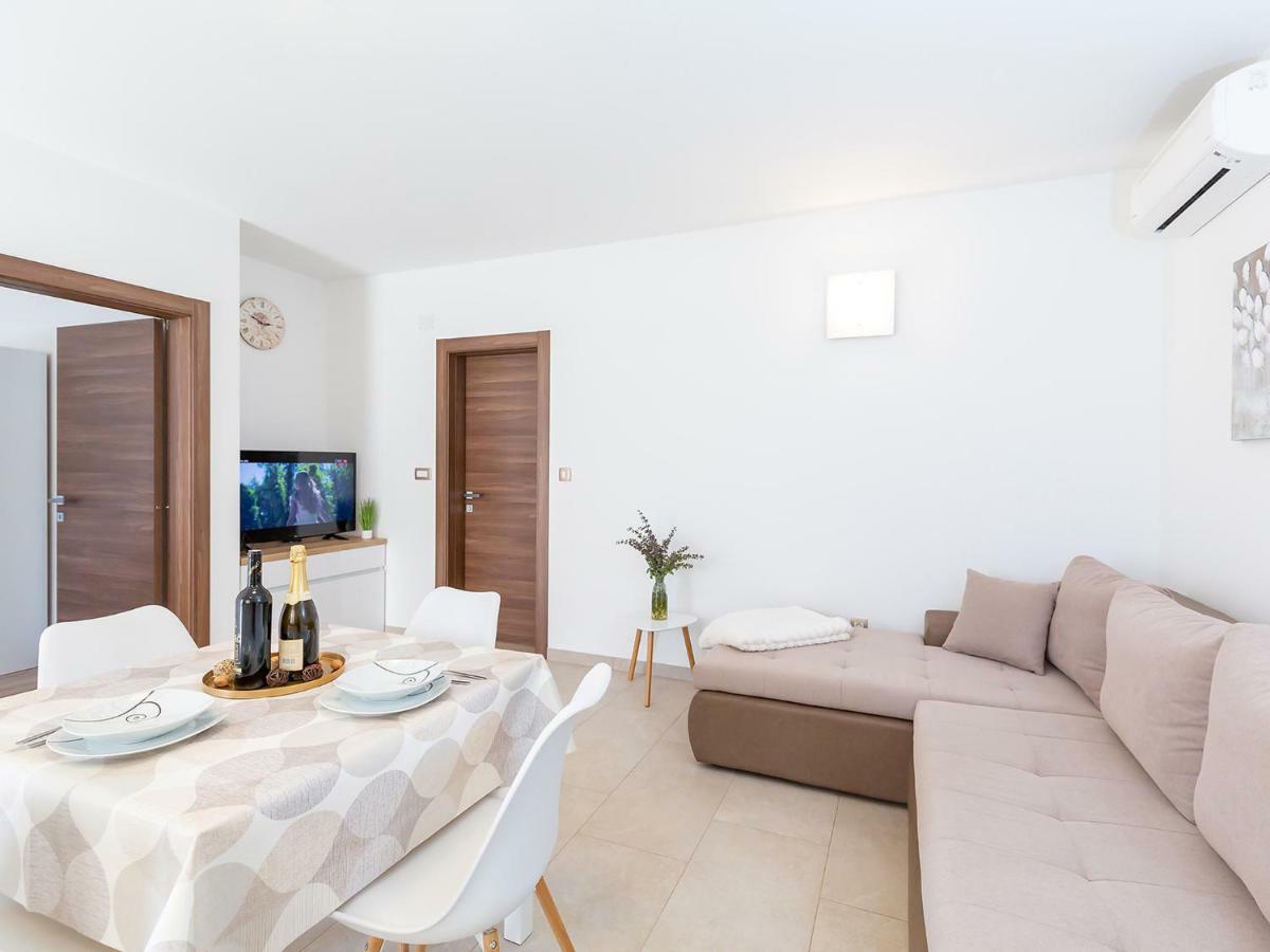 Apartments Gioia Poreč Dış mekan fotoğraf